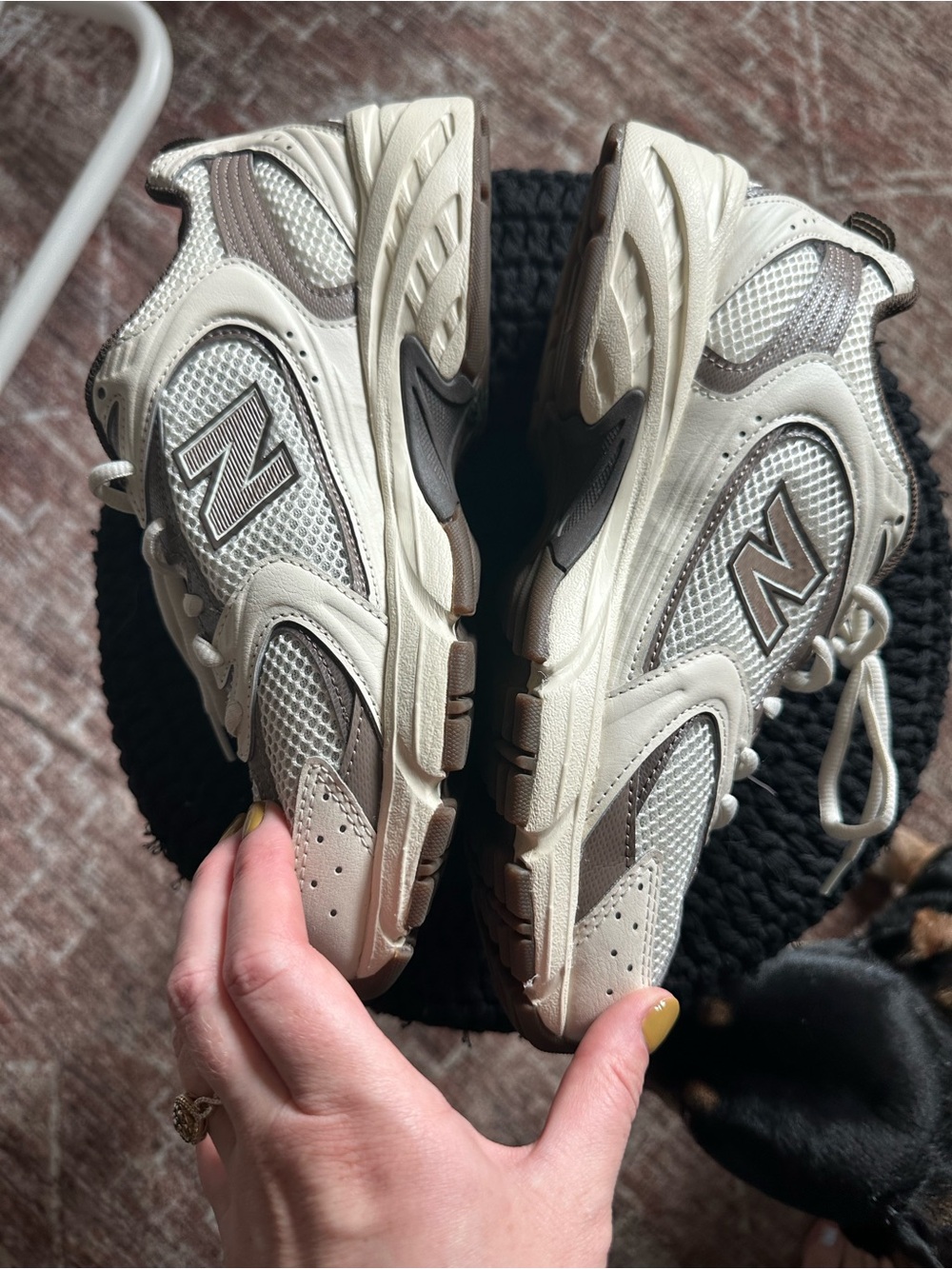 New Balance 530 Casual Shoes Turtledove/Angora/Mushroom women’s Sz 9.5 - Picture 6 of 10